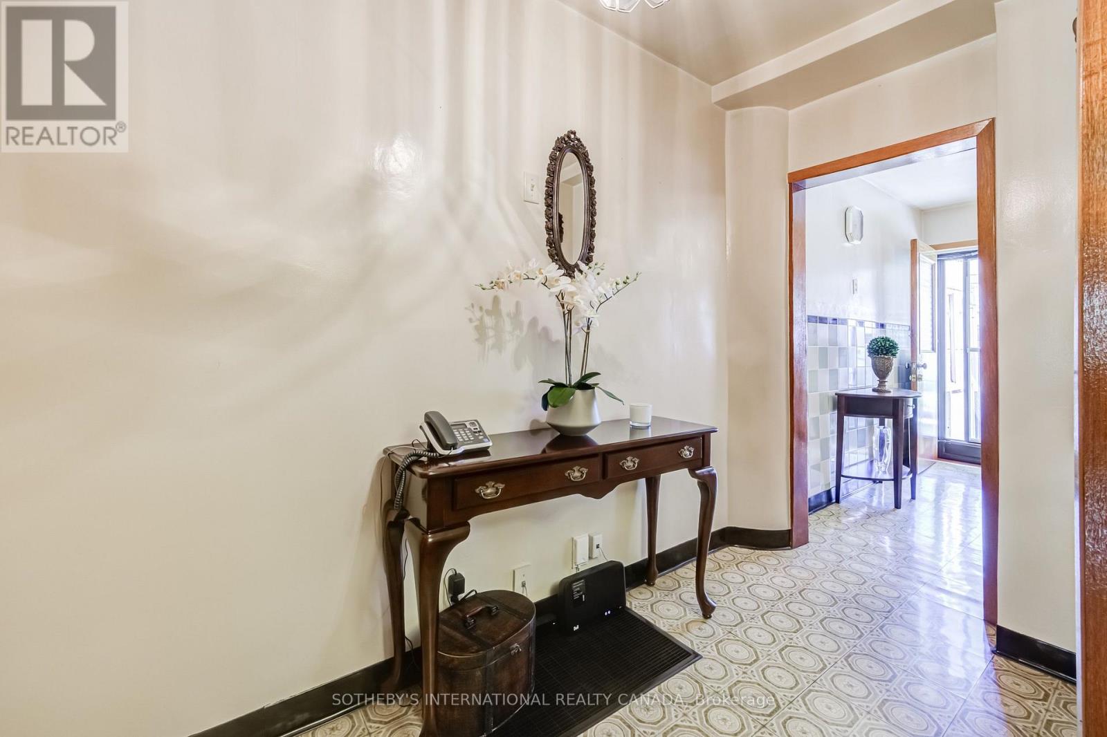 157 ASCOT AVENUE - 9