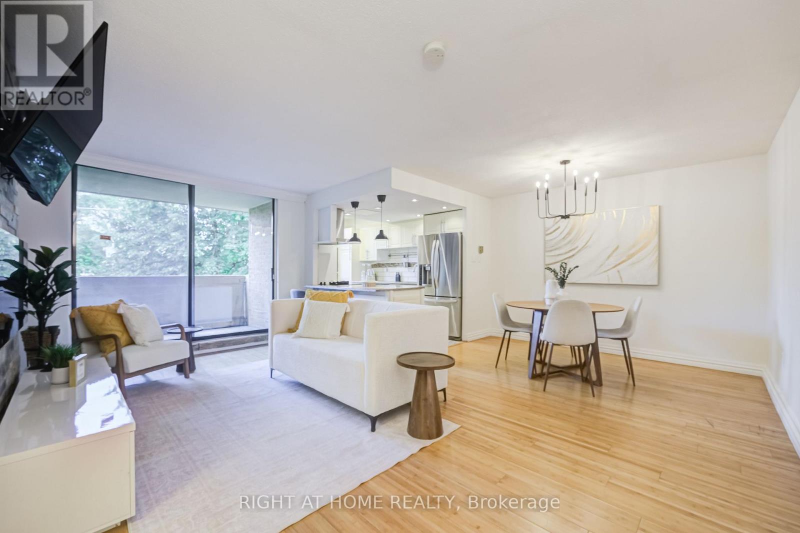 #426 2645 JANE STREET - 1