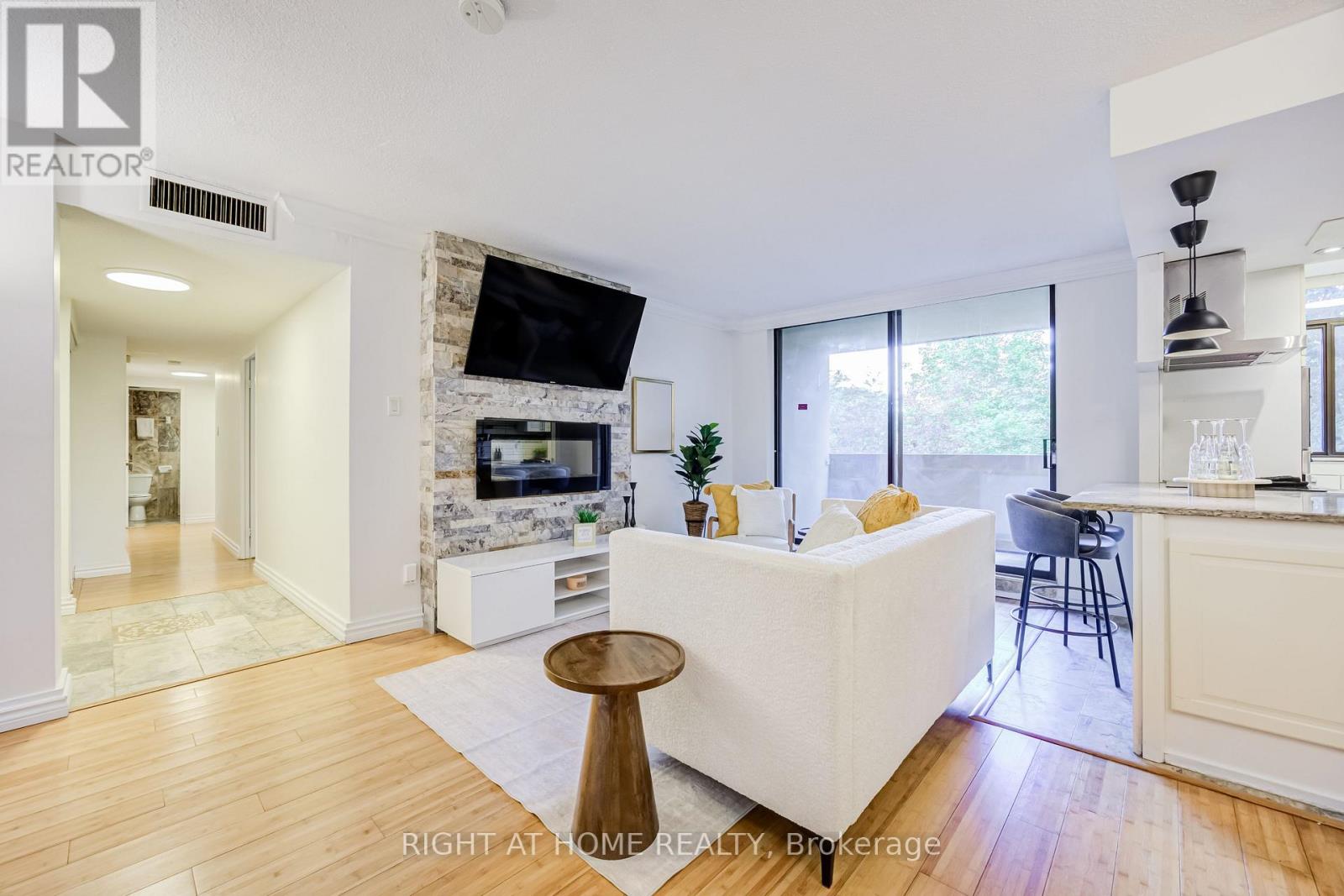 #426 2645 JANE STREET - 14