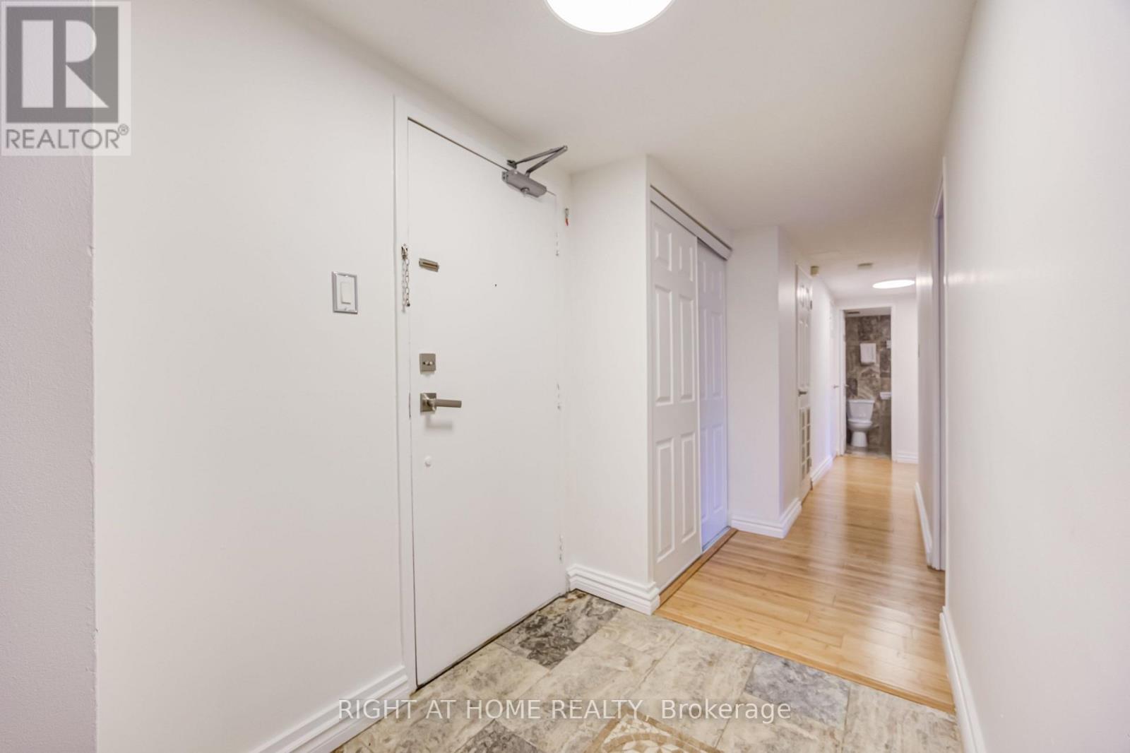 #426 2645 JANE STREET - 16