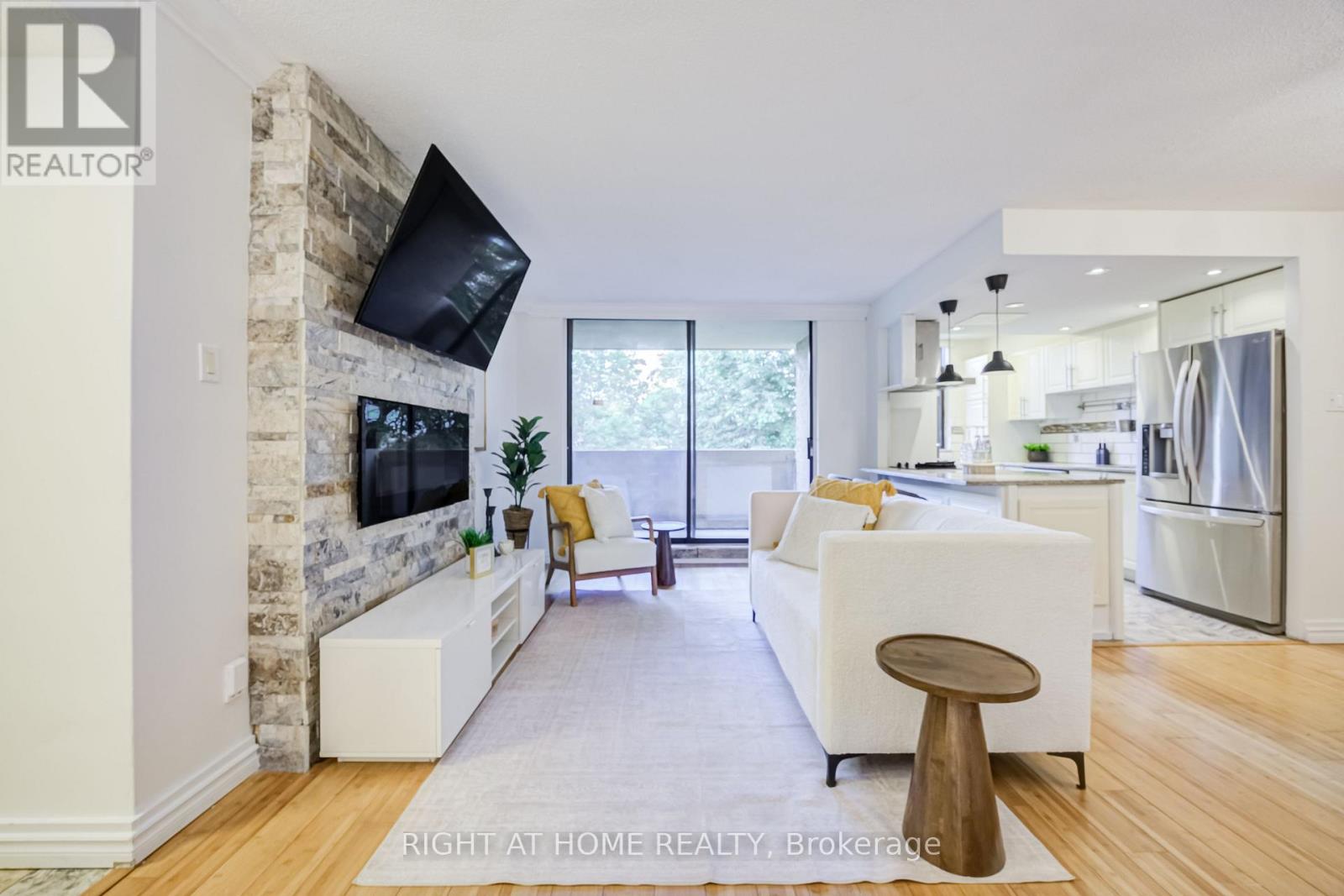 #426 2645 JANE STREET - 2