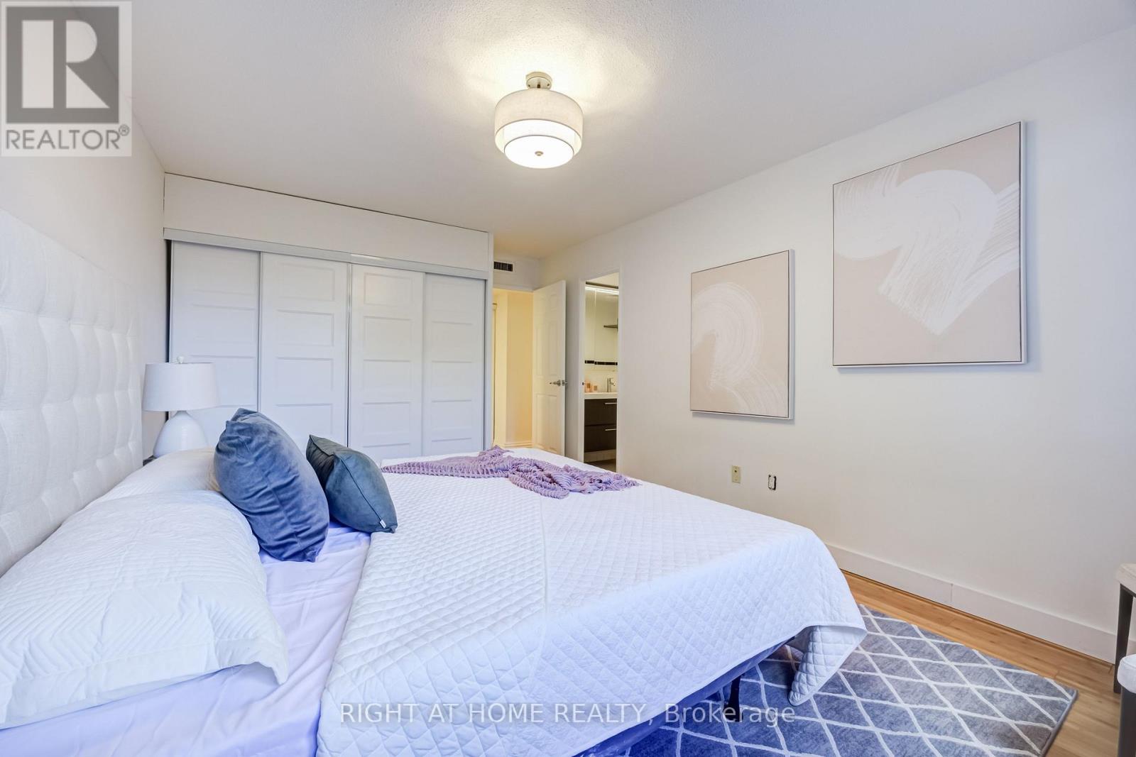 #426 2645 JANE STREET - 20