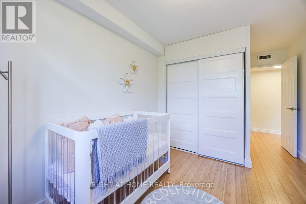 #426 2645 JANE STREET - 25