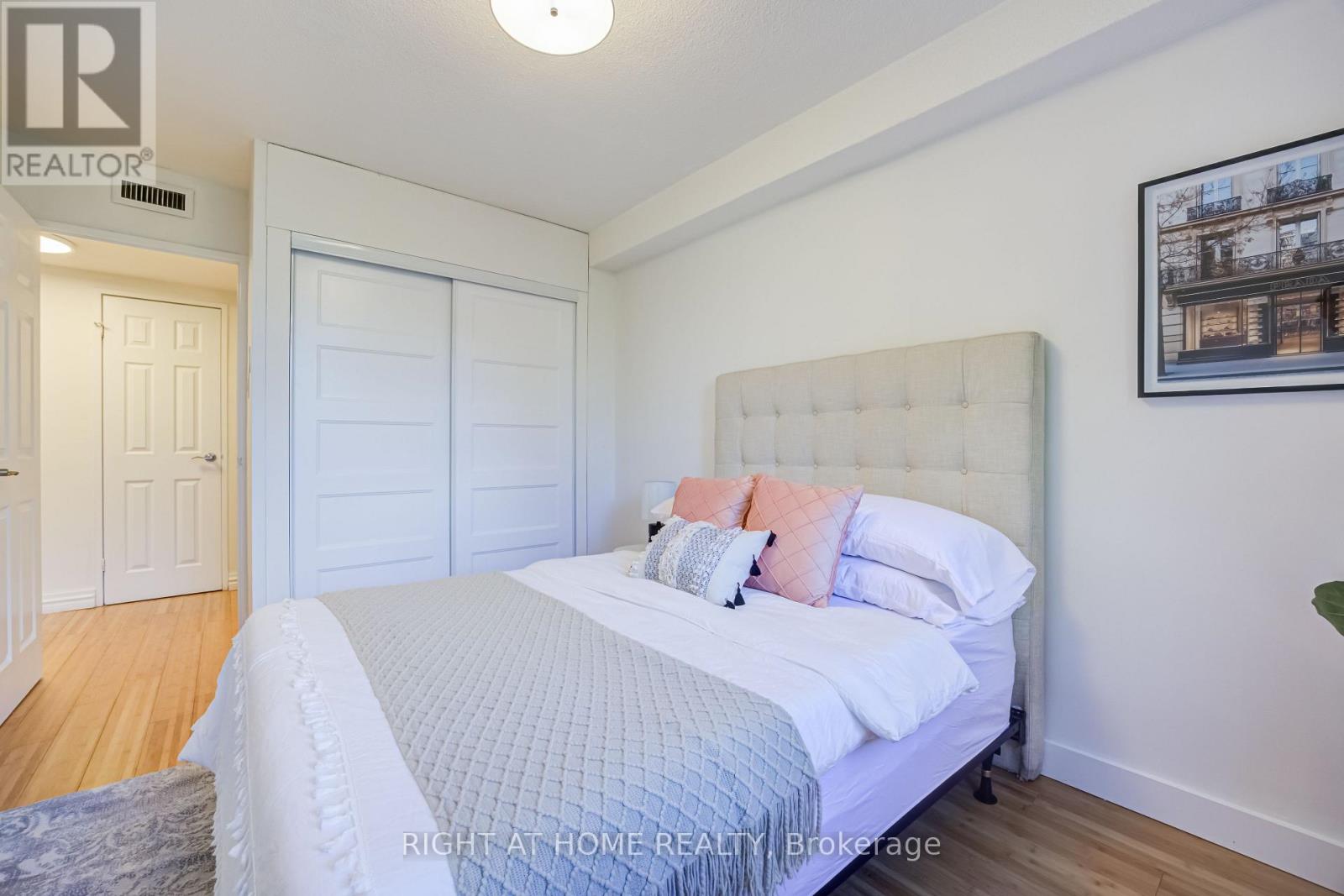 #426 2645 JANE STREET - 27
