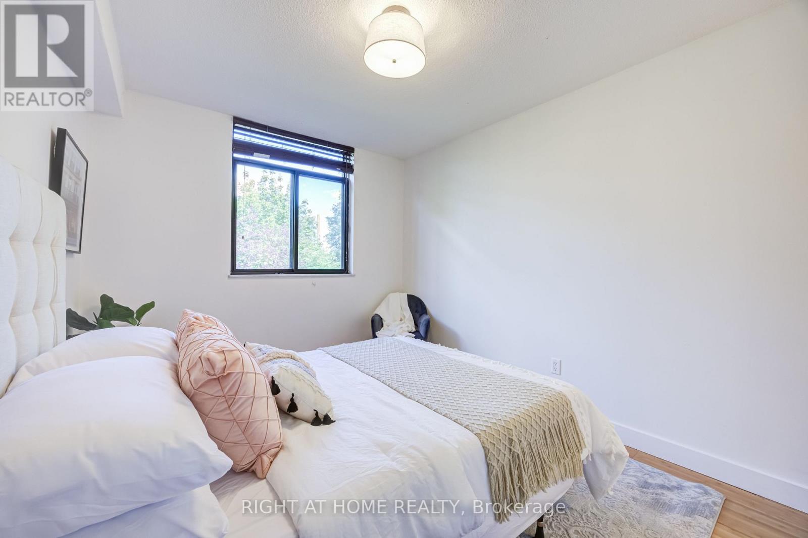 #426 2645 JANE STREET - 29