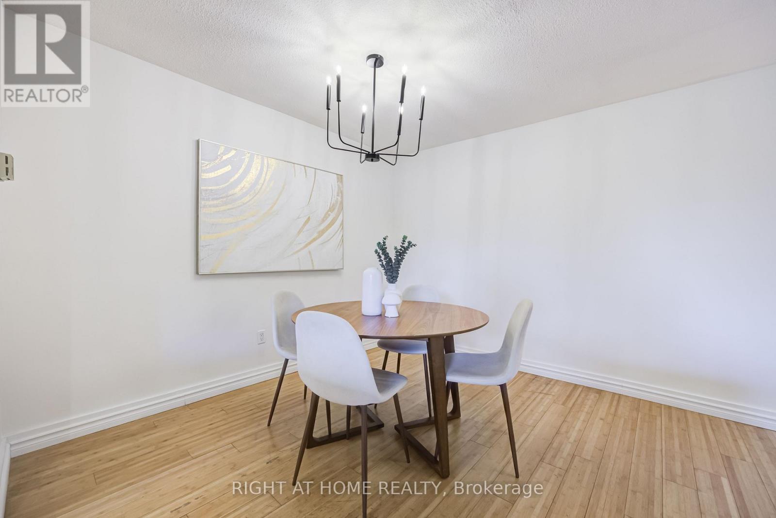#426 2645 JANE STREET - 4