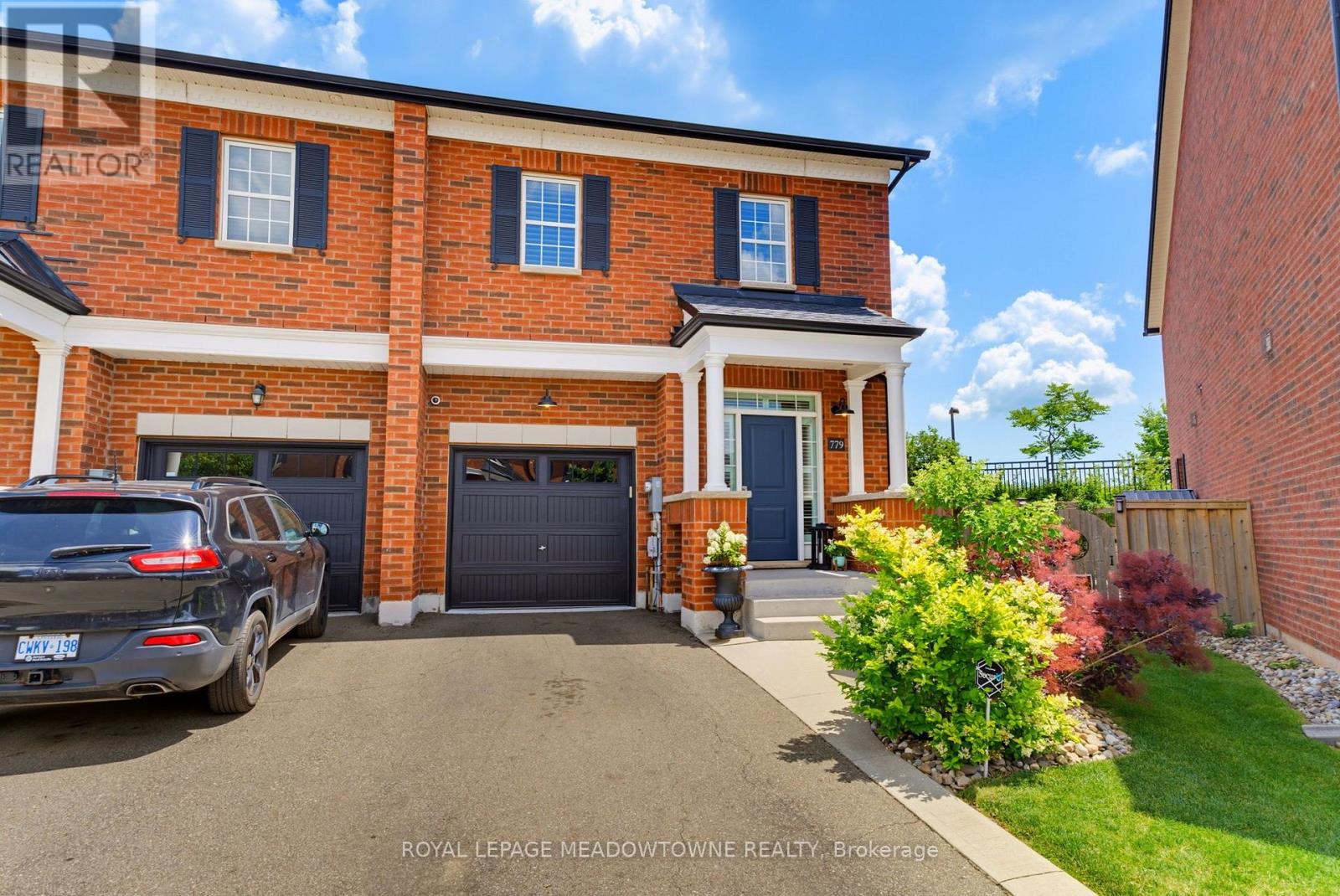 Photo of 779 Banks Crescent