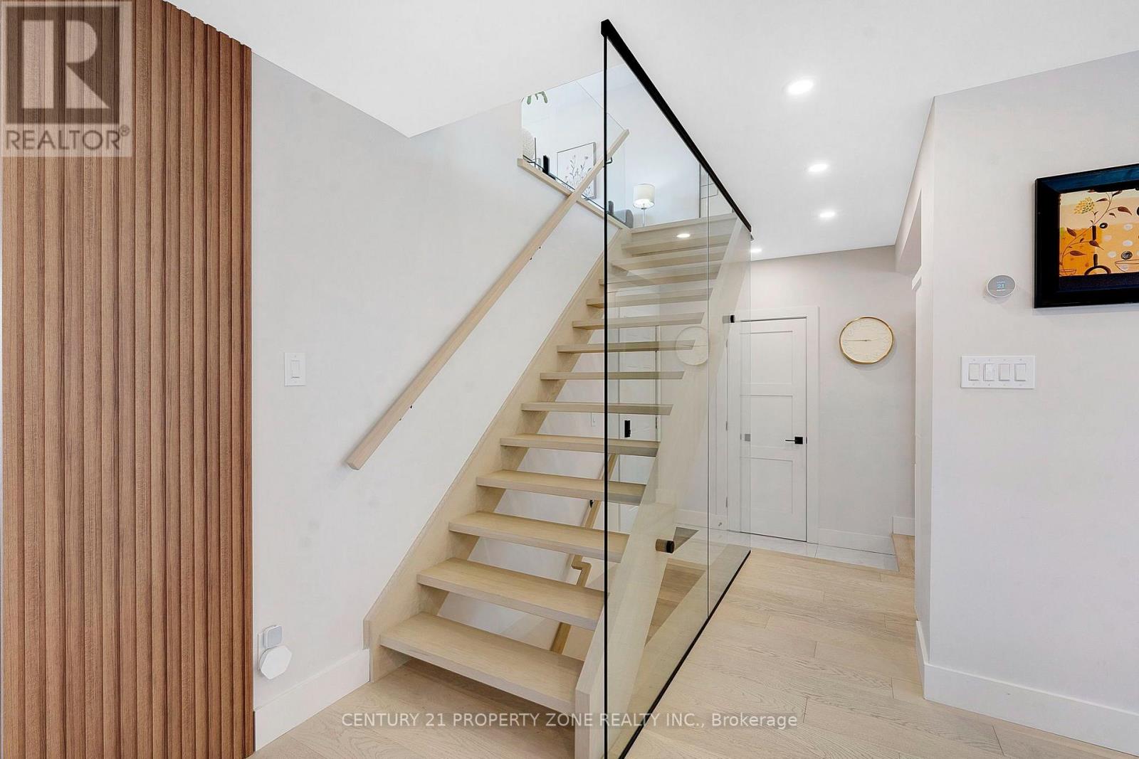 1083 SAVOLINE BOULEVARD - 17