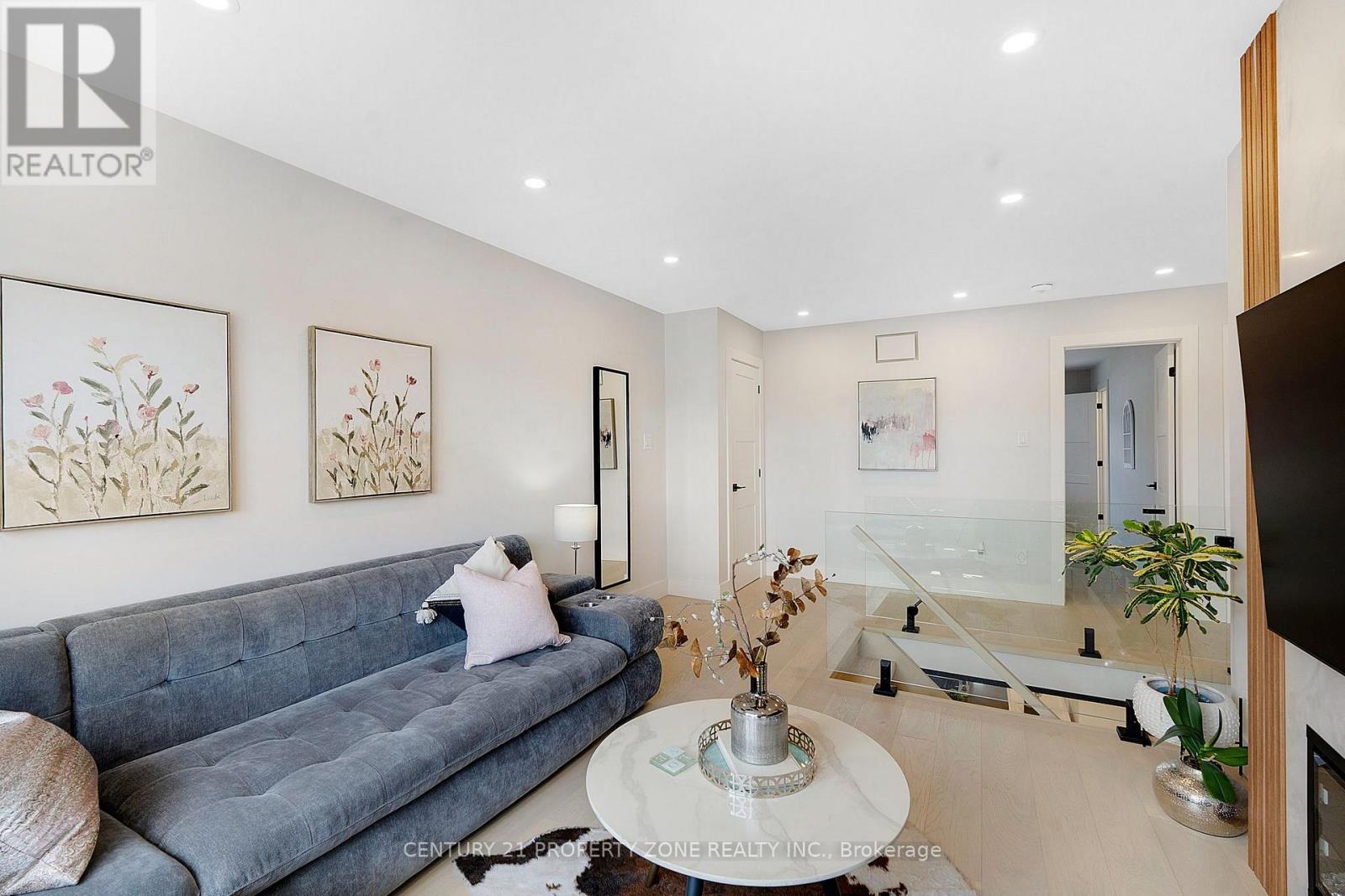 1083 SAVOLINE BOULEVARD - 20
