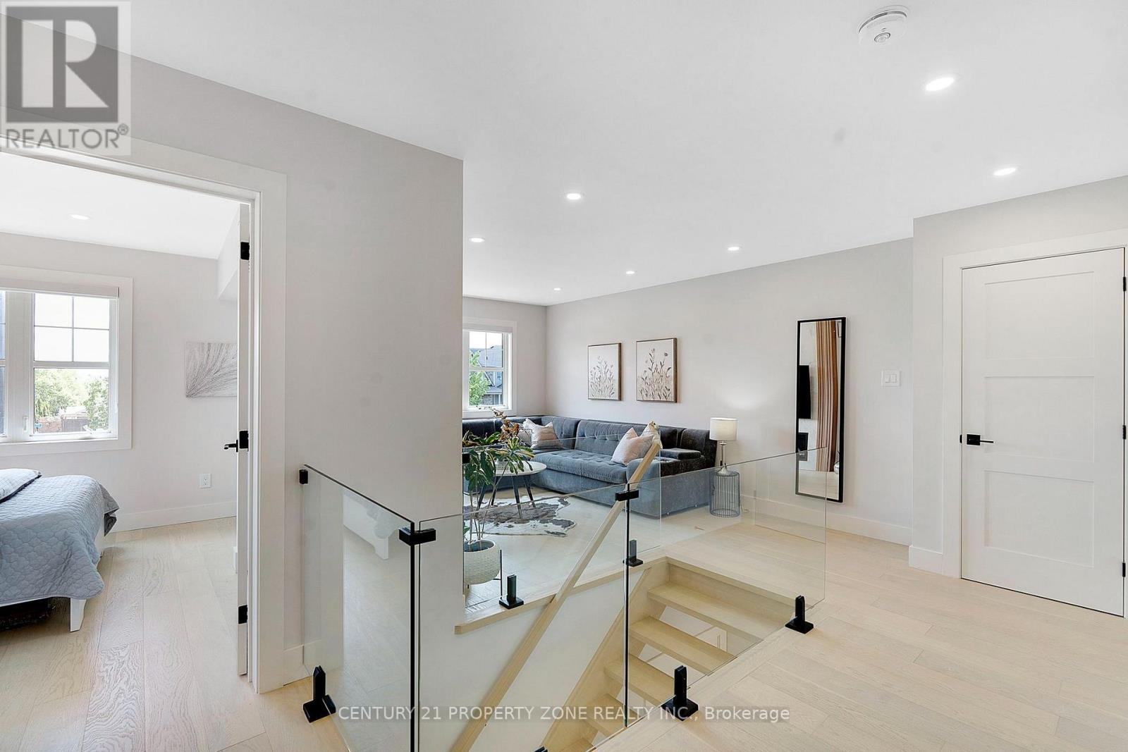 1083 SAVOLINE BOULEVARD - 21