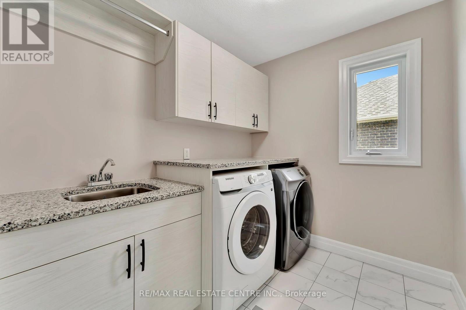 #6 32 FAITH STREET - 29