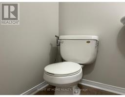 39 Golden Iris Crescent, Hamilton, ON L8B0R6 Photo 11