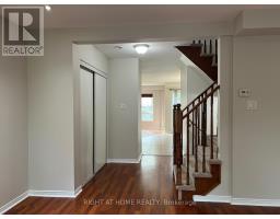 39 Golden Iris Crescent, Hamilton, ON L8B0R6 Photo 9