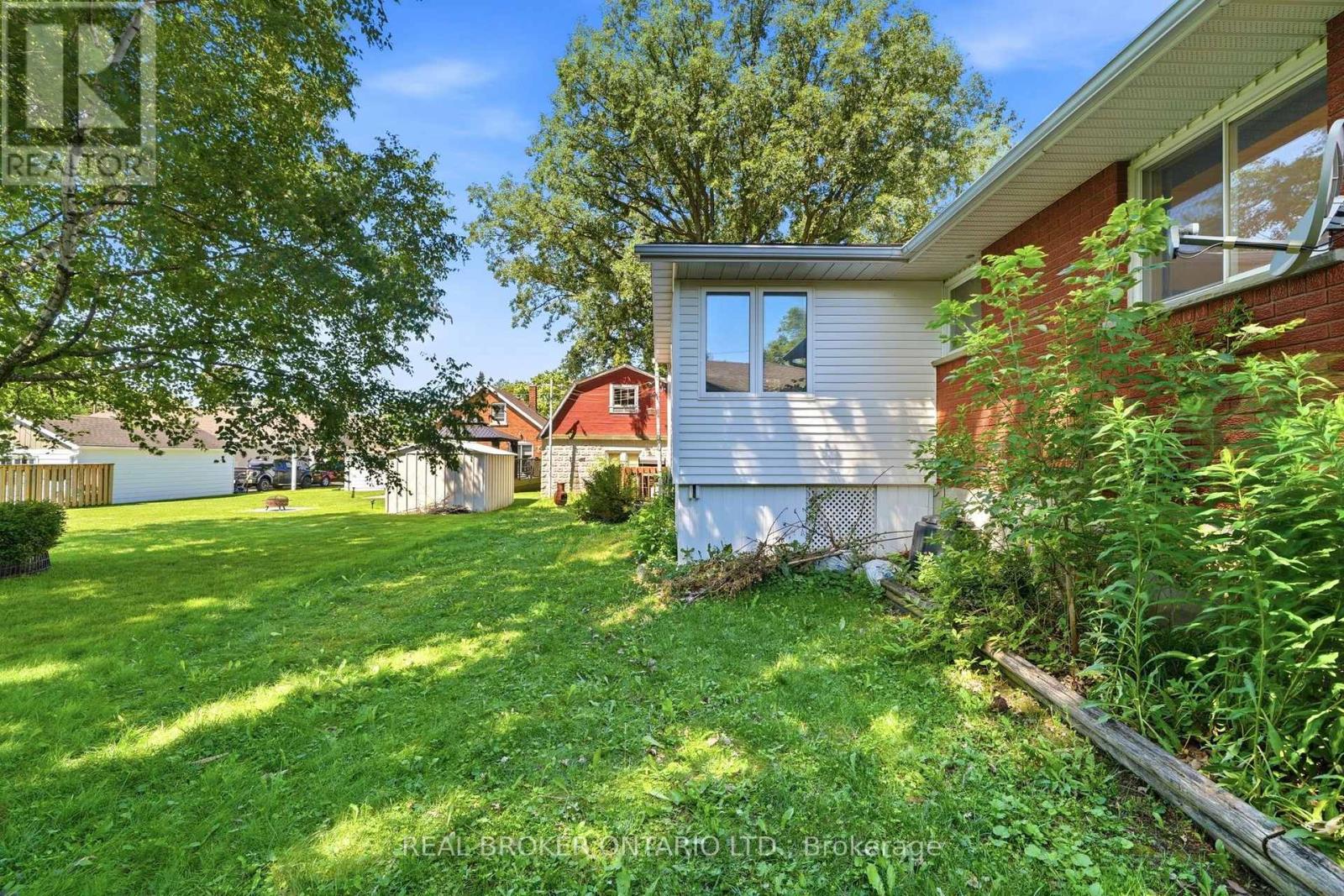 389 7TH STREET - Image 33