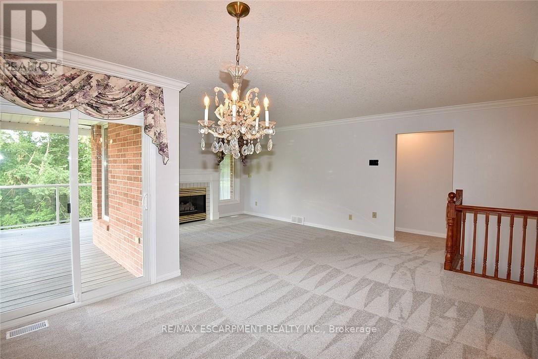 #1 335 GEORGE STREET N - 13