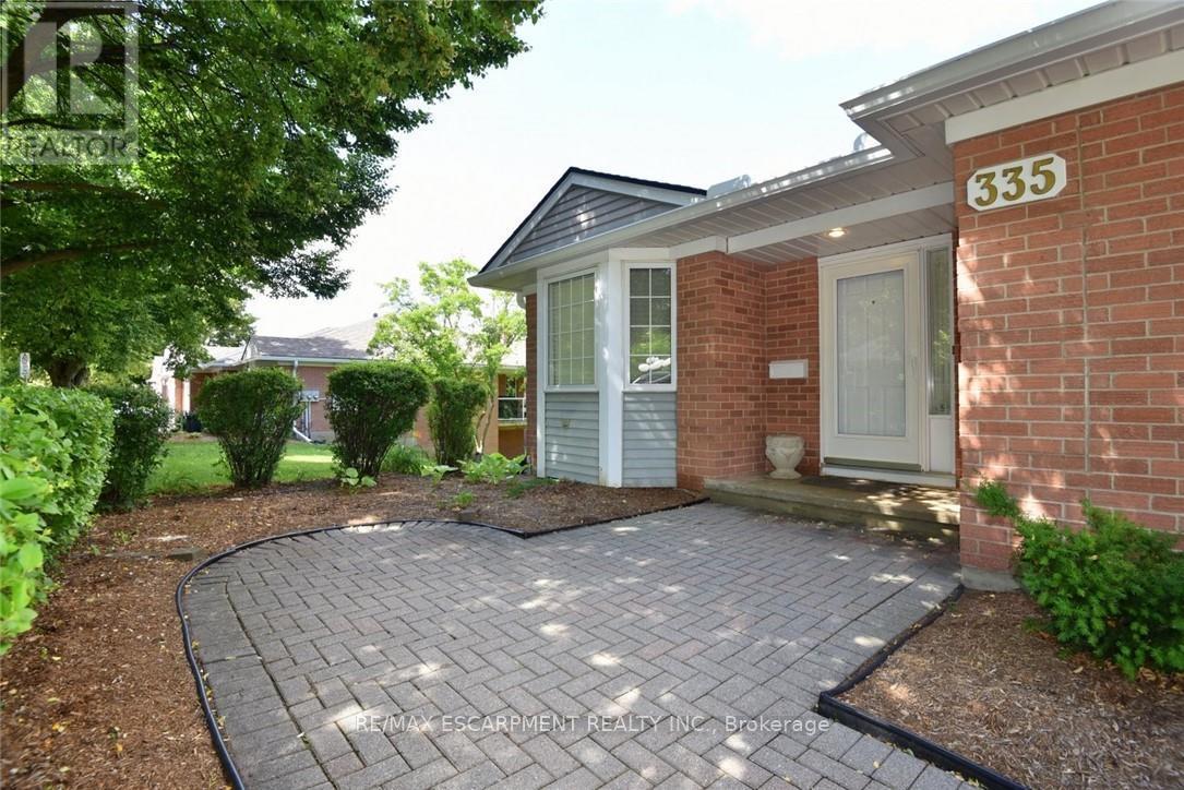 #1 335 GEORGE STREET N - 2