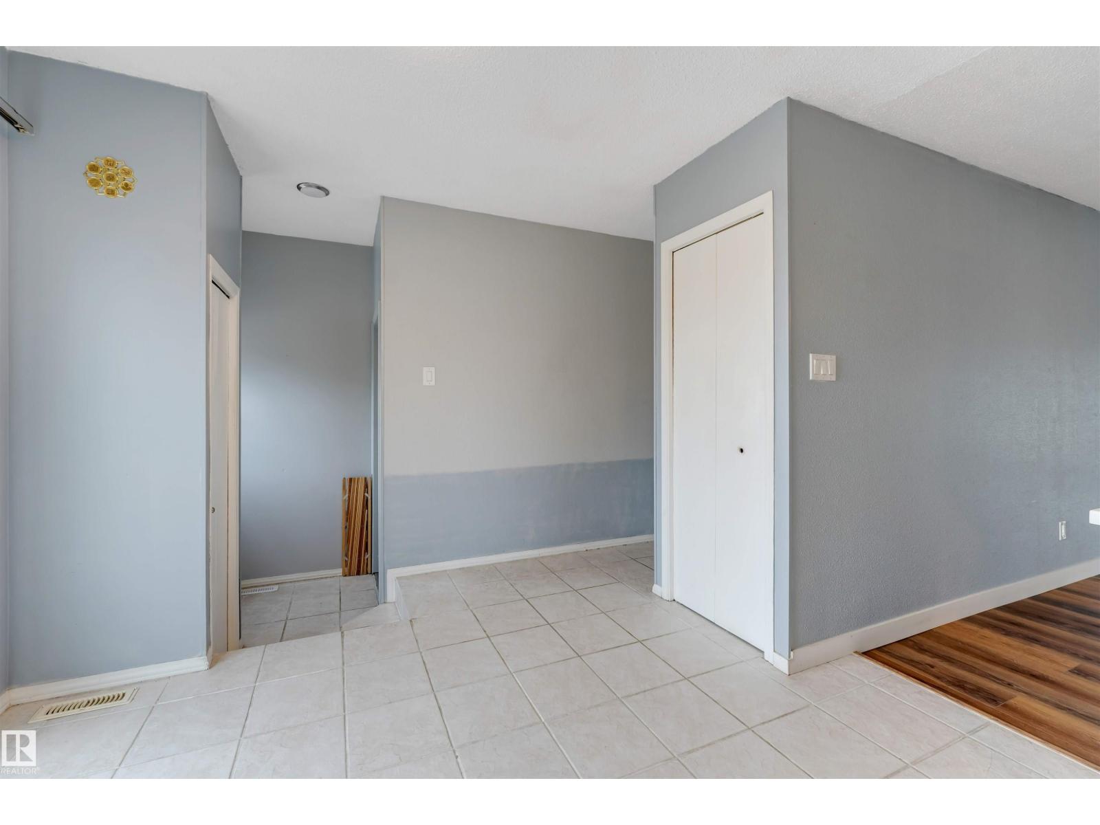 193 WOODVALE RD W NW - 22