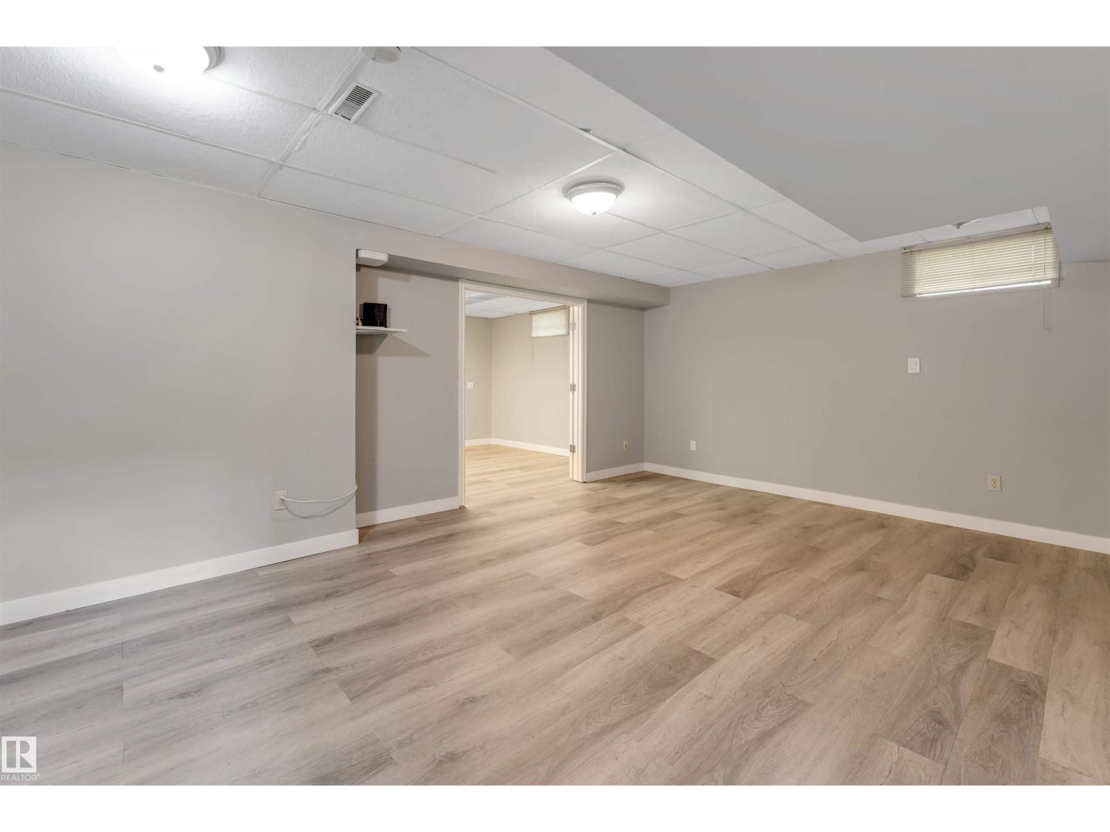 193 WOODVALE RD W NW - 33