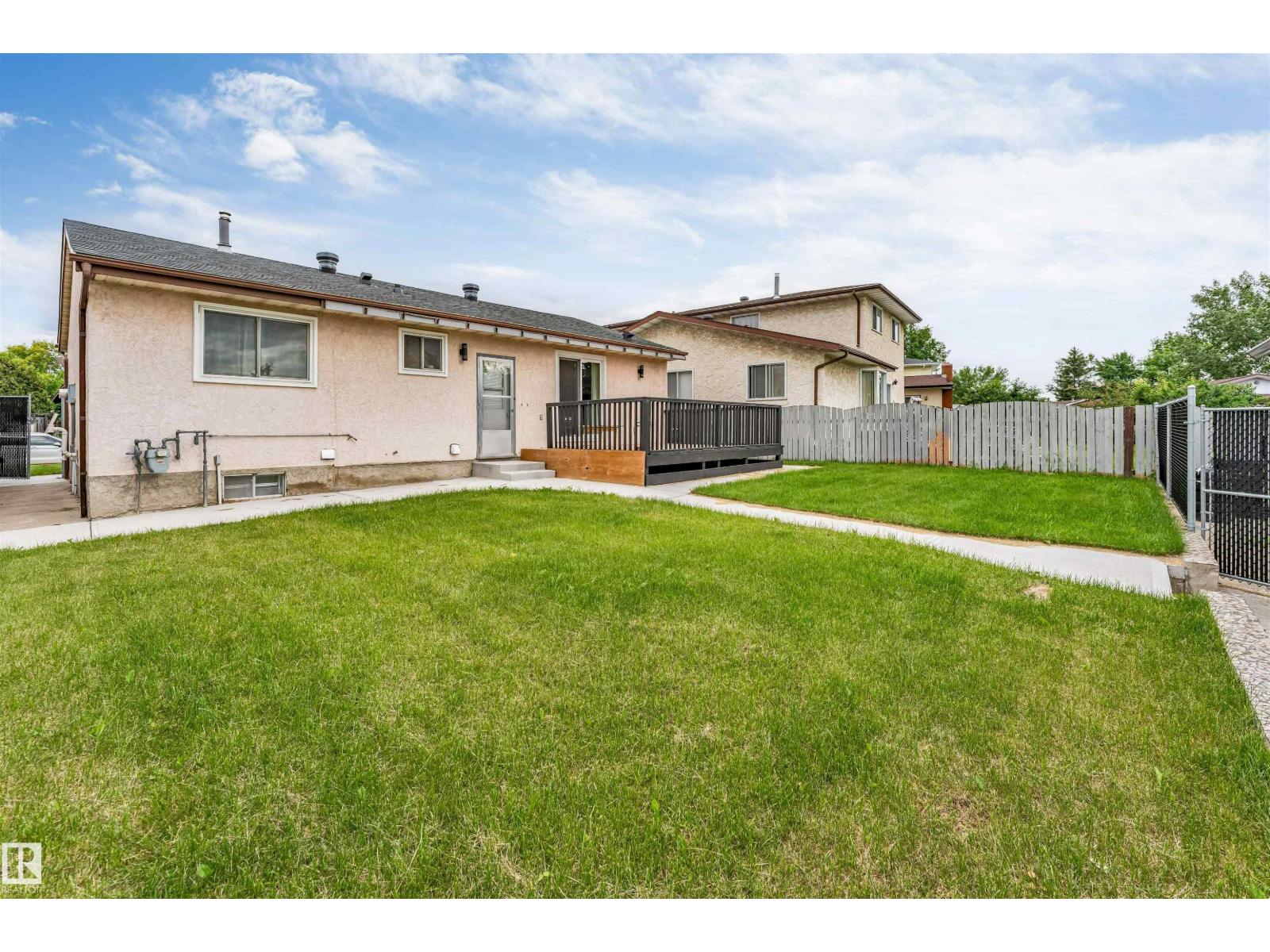193 WOODVALE RD W NW - 4