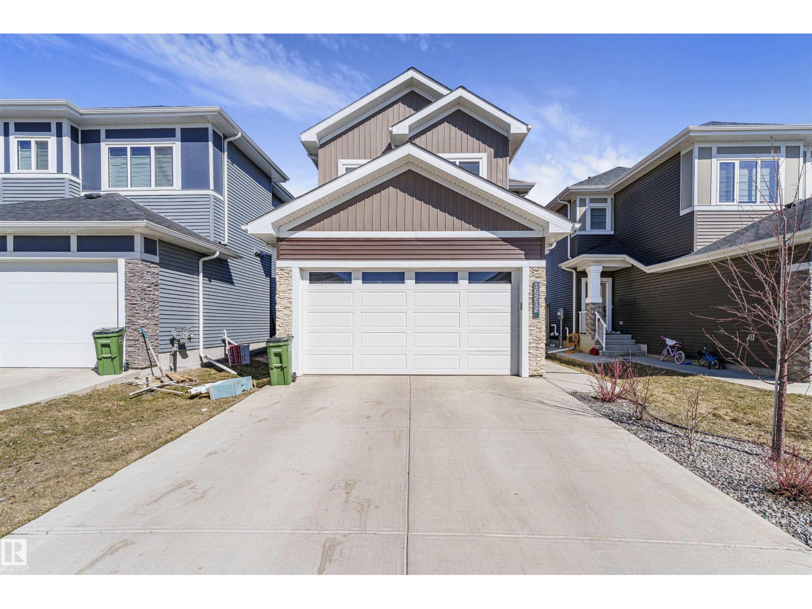 16212 32 AV SW - 2