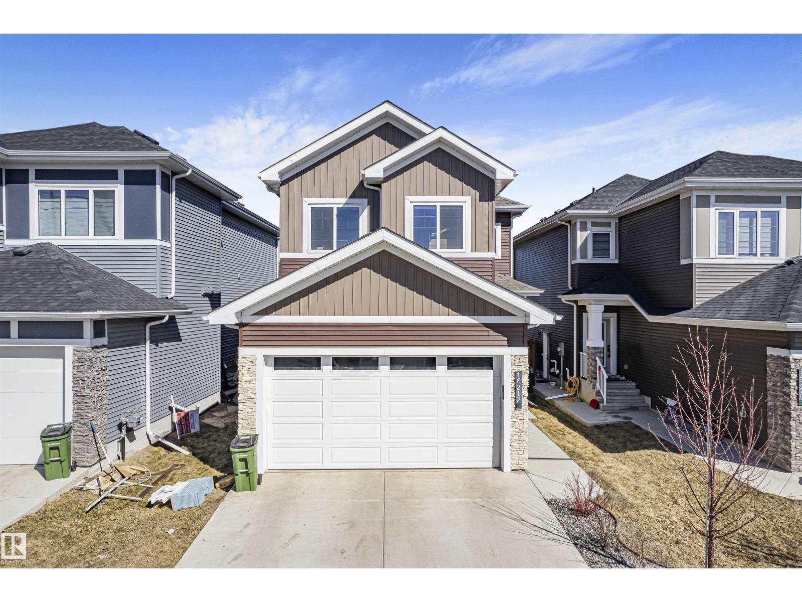 16212 32 AV SW - 3