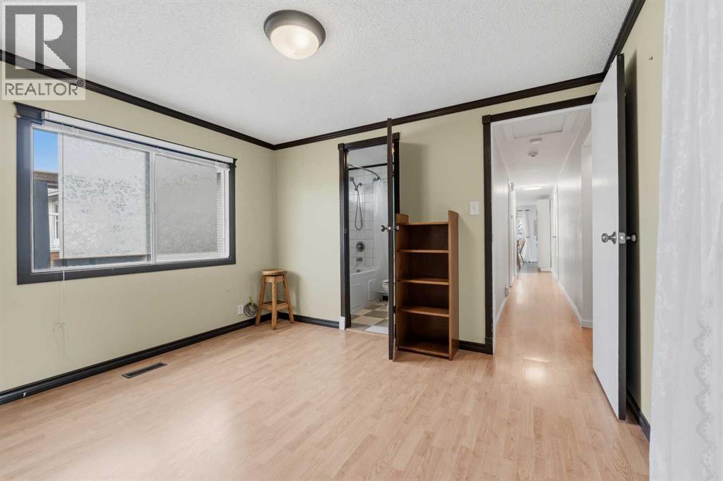 4508 45 Street - 23