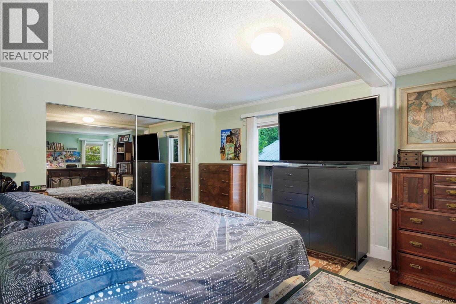 #23 5679 Tomswood Rd - 10