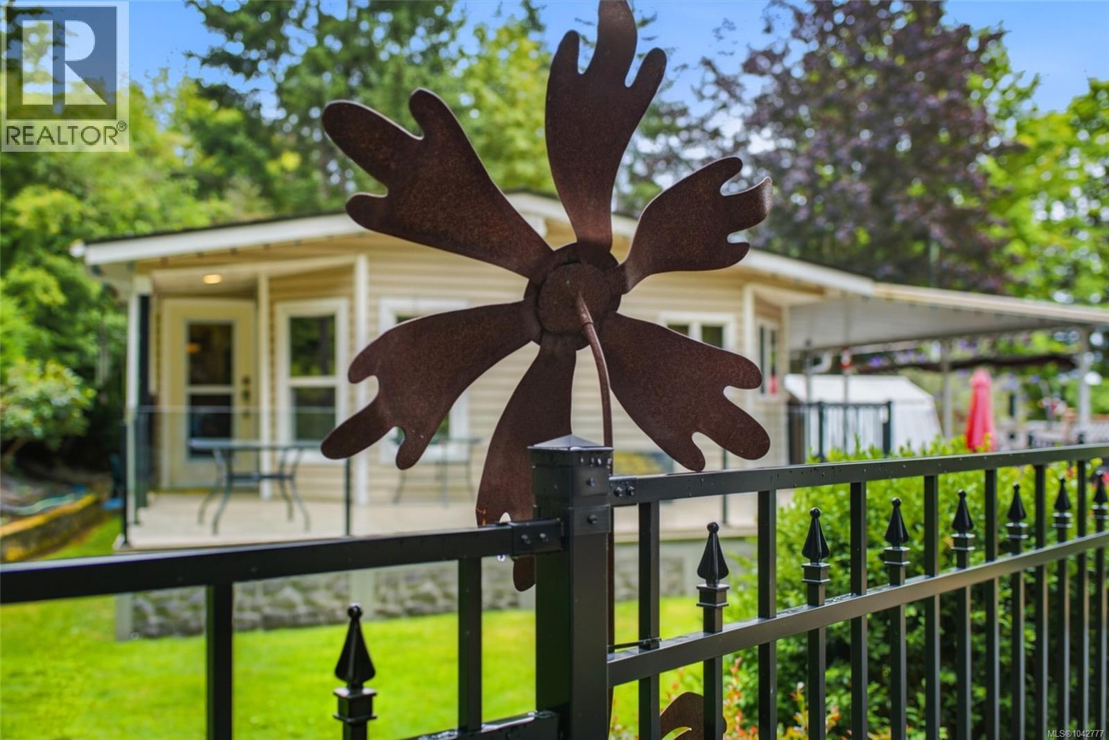 #23 5679 Tomswood Rd - 21