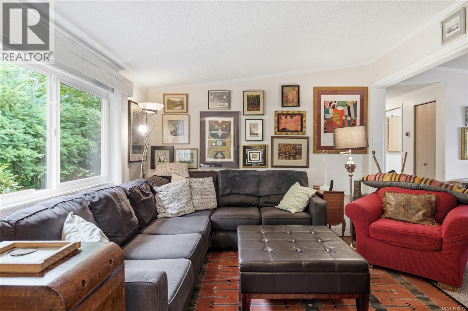 #23 5679 Tomswood Rd - 3