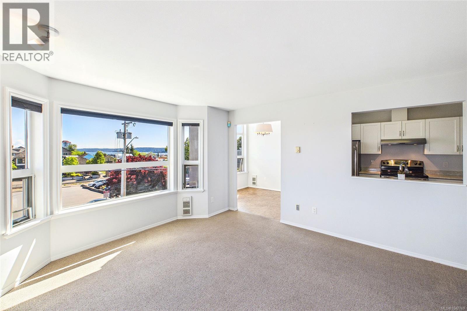 #304 327 Prideaux St - 6