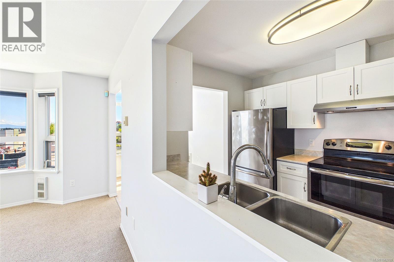 #304 327 Prideaux St - 17
