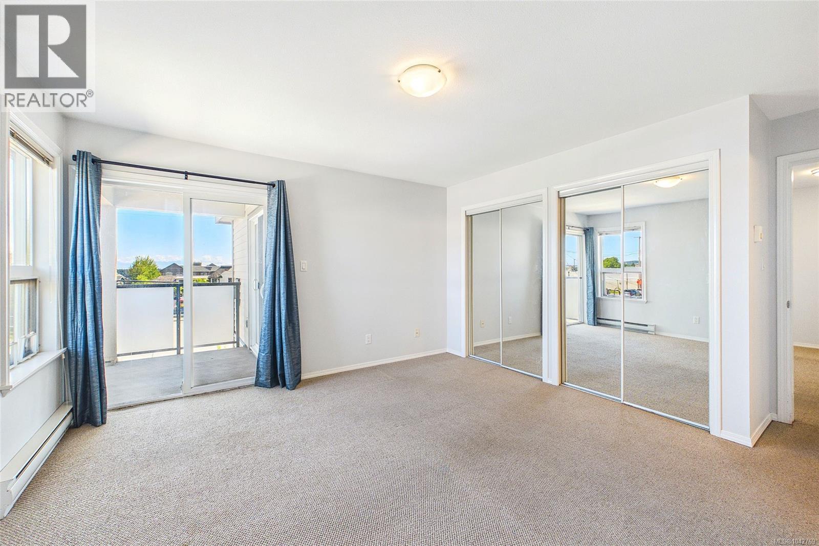 #304 327 Prideaux St - 24