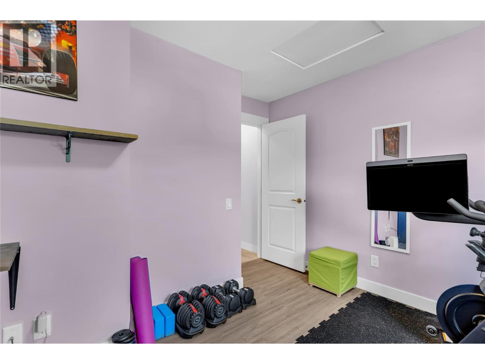 128-1651 Lynrick Road - 28
