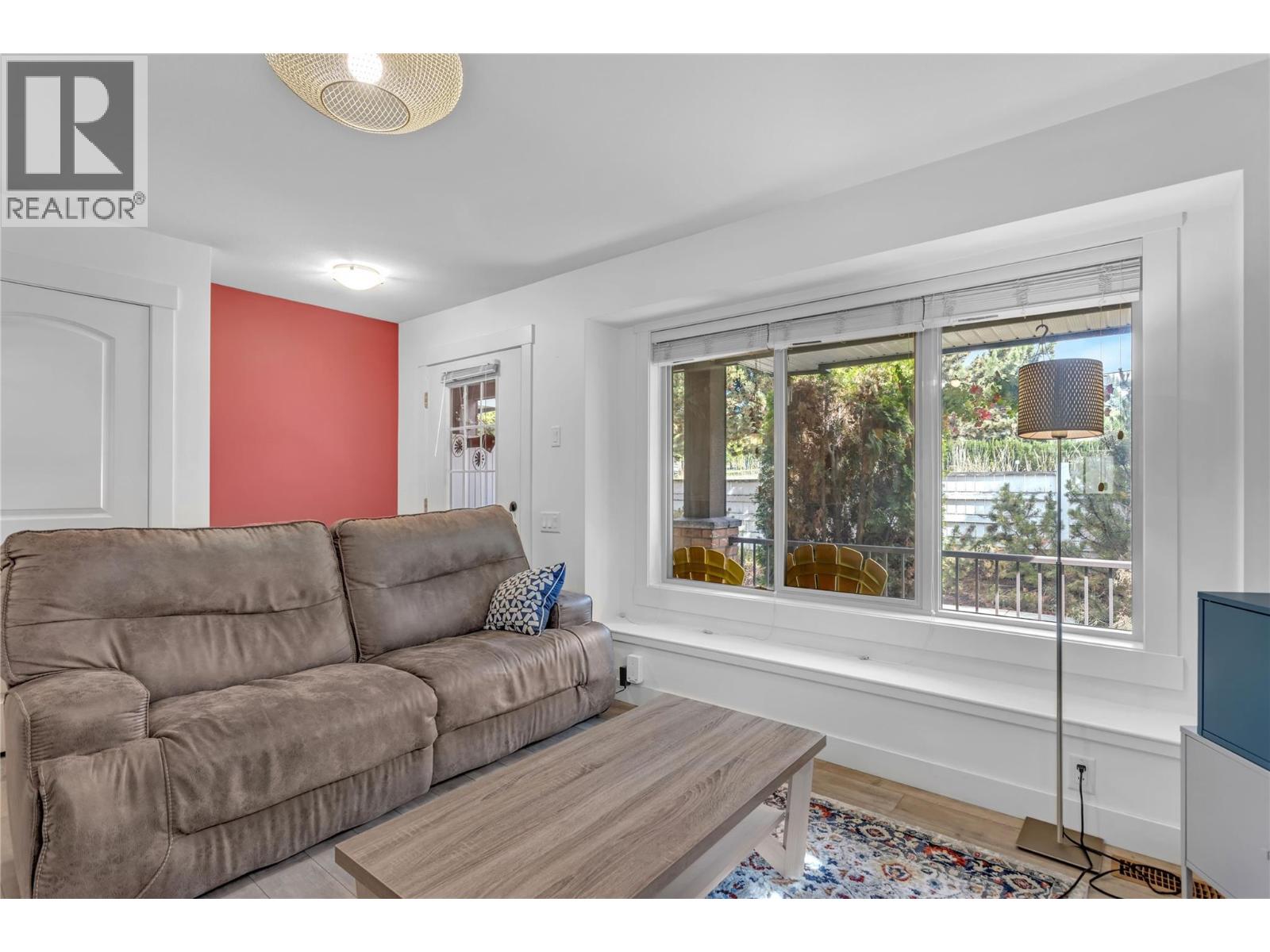 128-1651 Lynrick Road - 10