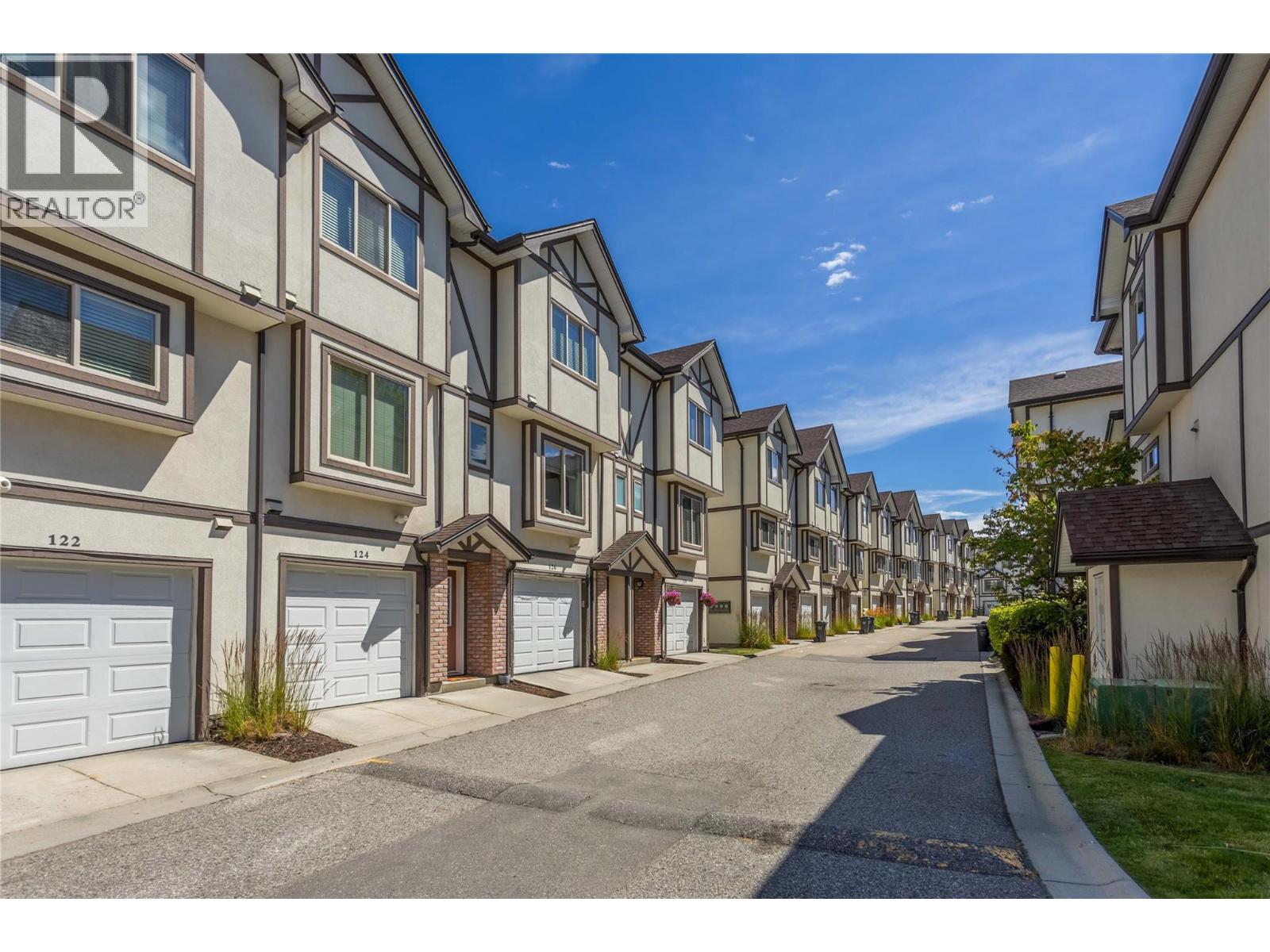 128-1651 Lynrick Road - 44