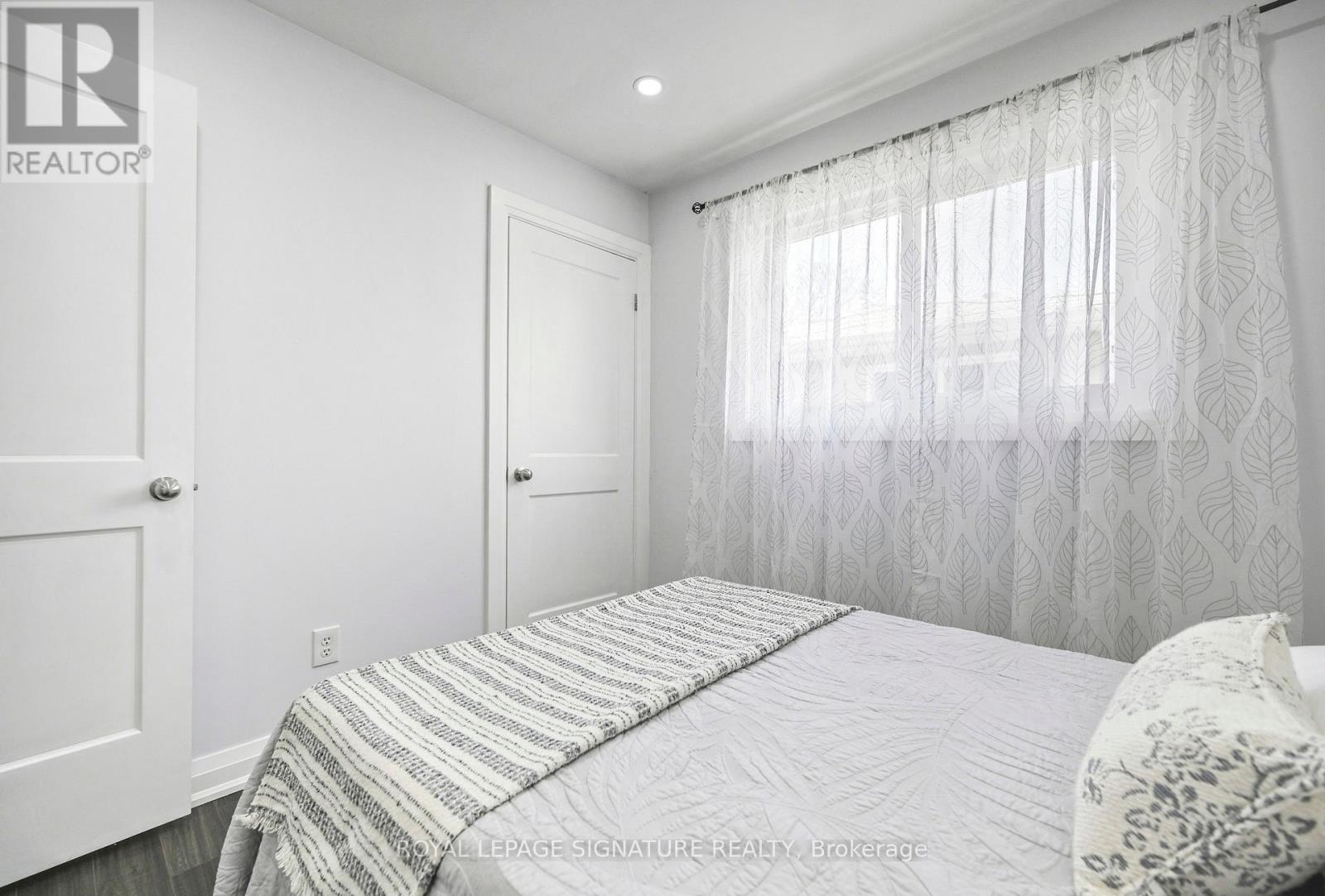 23 ABELL DRIVE - 16