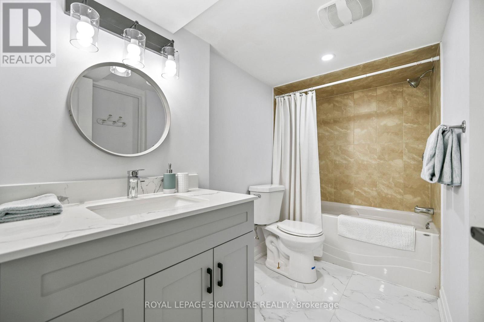 23 ABELL DRIVE - 37