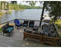 Mud room - 345 Healey Lake Water, The Archipelago, ON P0C1H0 Photo 7