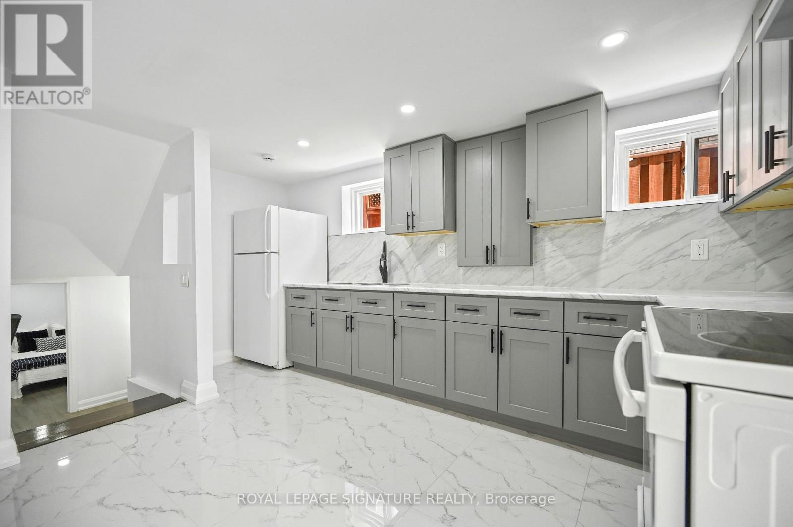 23 ABELL DRIVE - 31