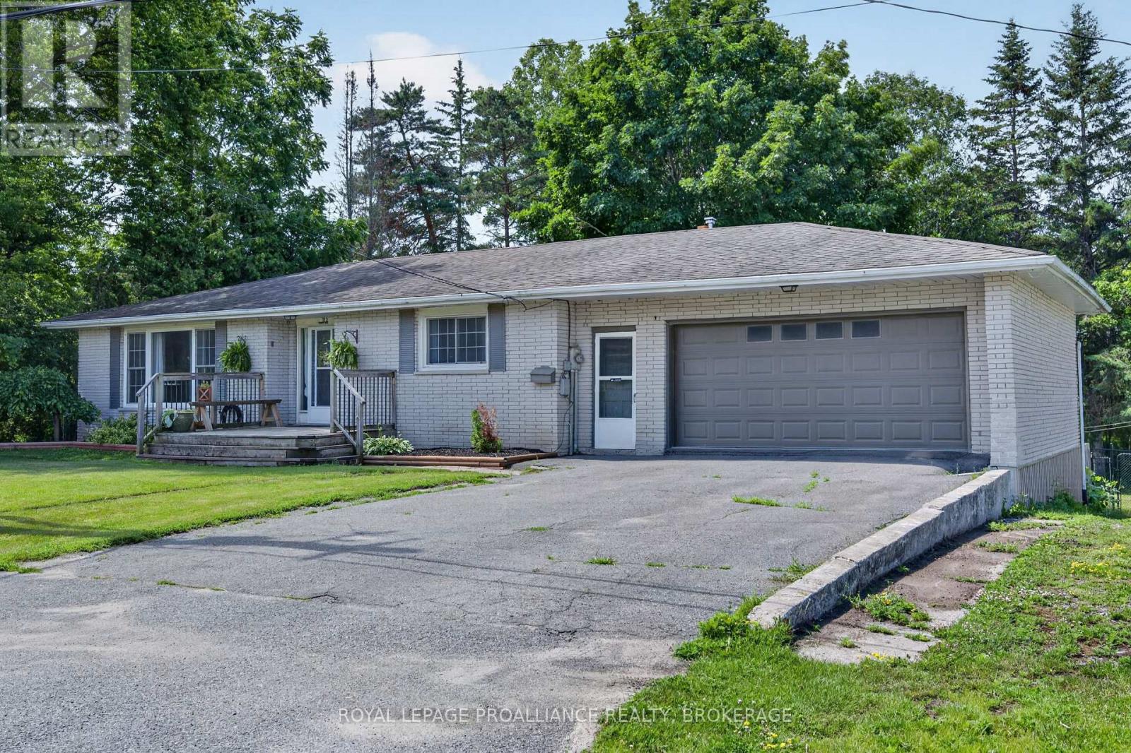 112 COUNTY ROAD 8 - 3