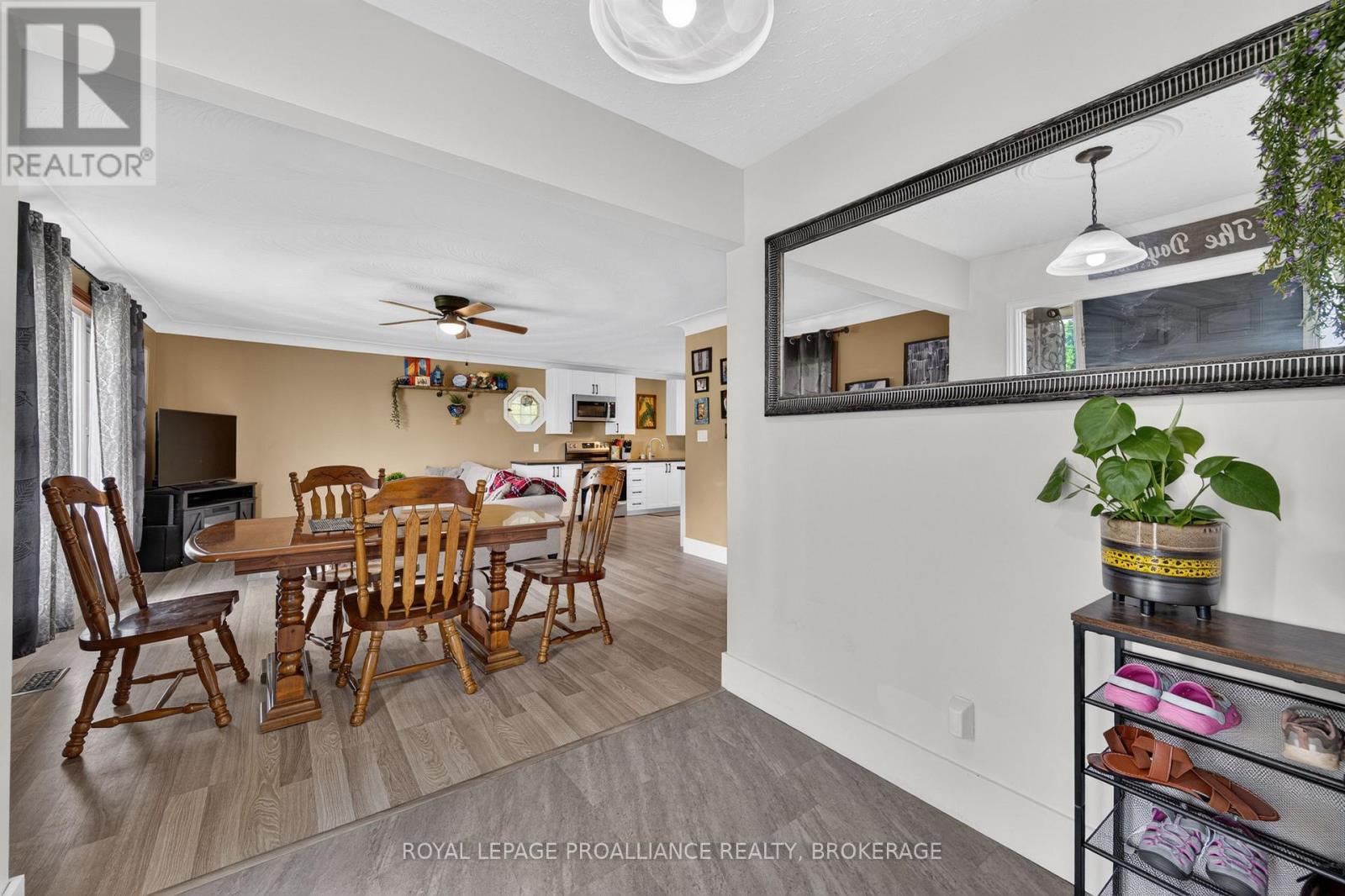 112 COUNTY ROAD 8 - 4