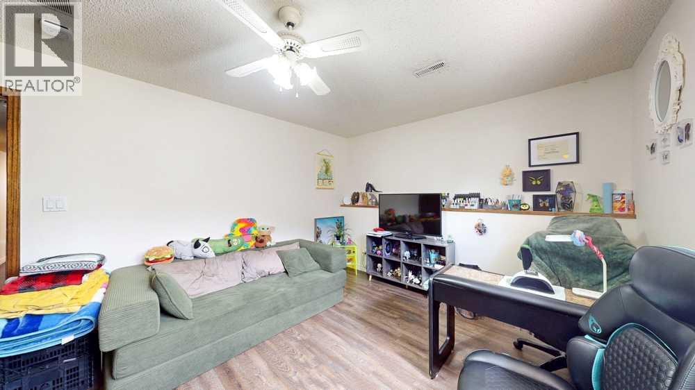 1145 & 1147 Yuill Street SE - 14