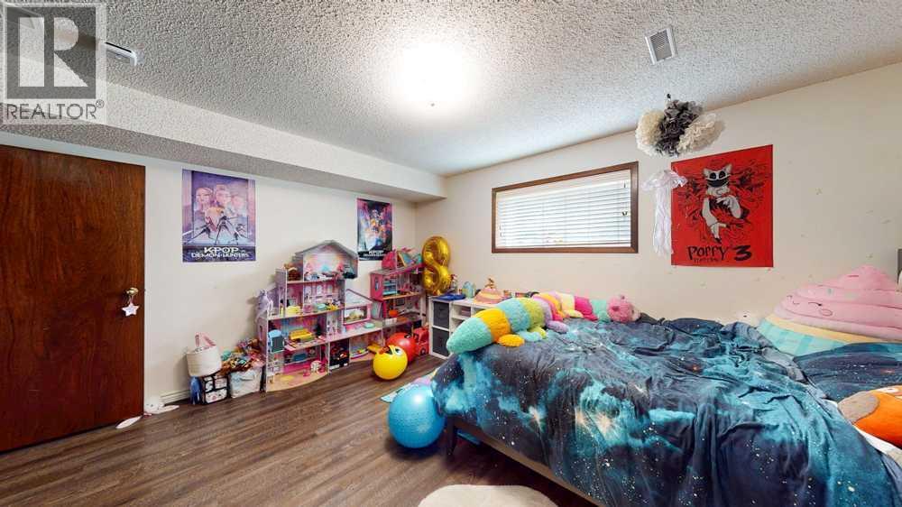 1145 & 1147 Yuill Street SE - 18