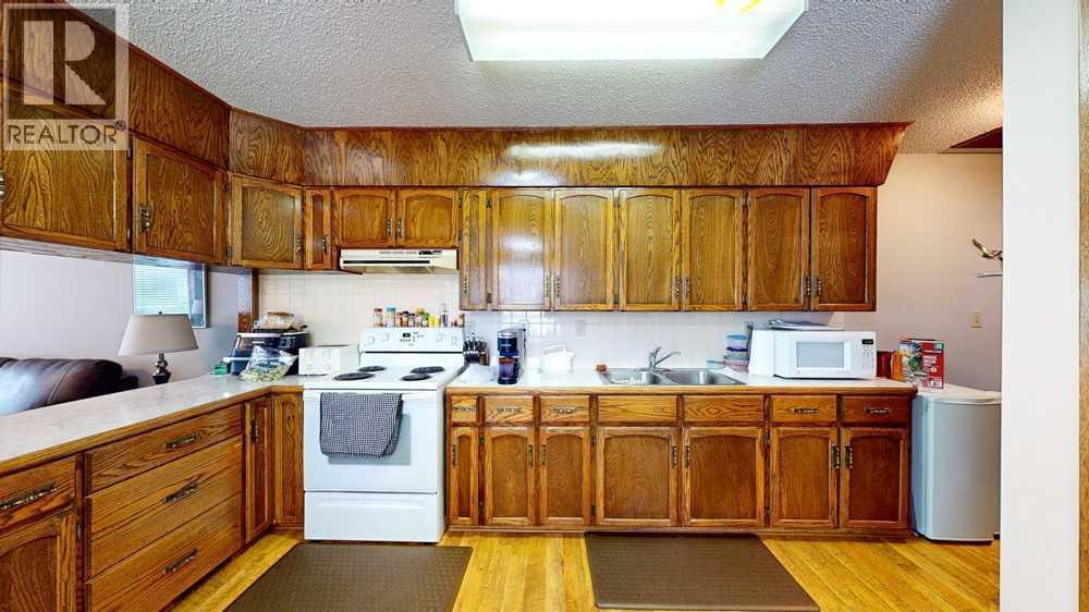 1145 & 1147 Yuill Street SE - 28