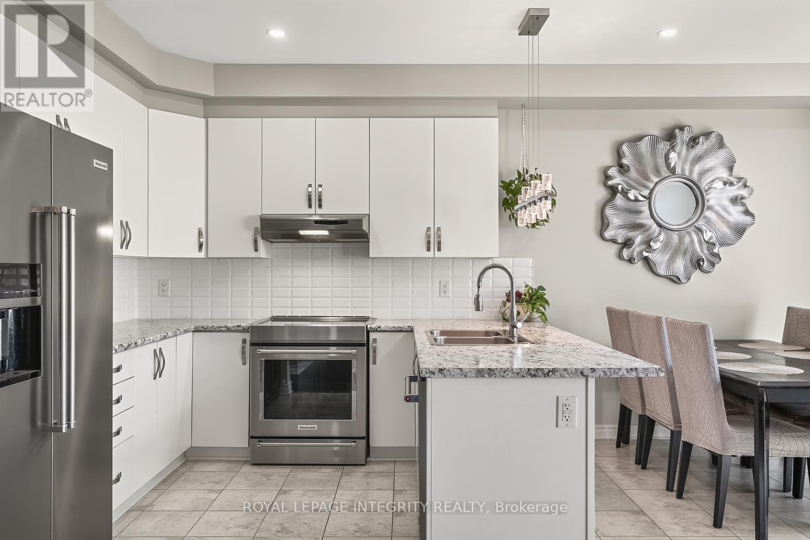 96 RUSSET TERRACE, Ottawa. Luxury613. By Peter Sagos - Image 12
