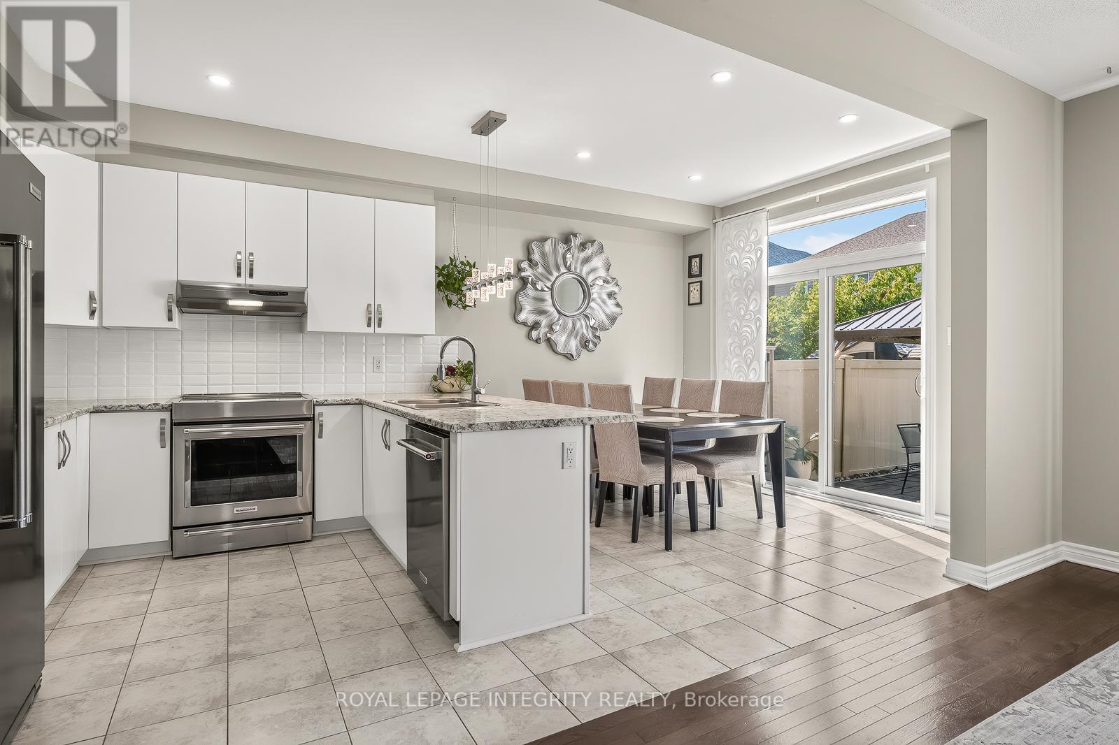 96 RUSSET TERRACE, Ottawa. Luxury613. By Peter Sagos - Image 9