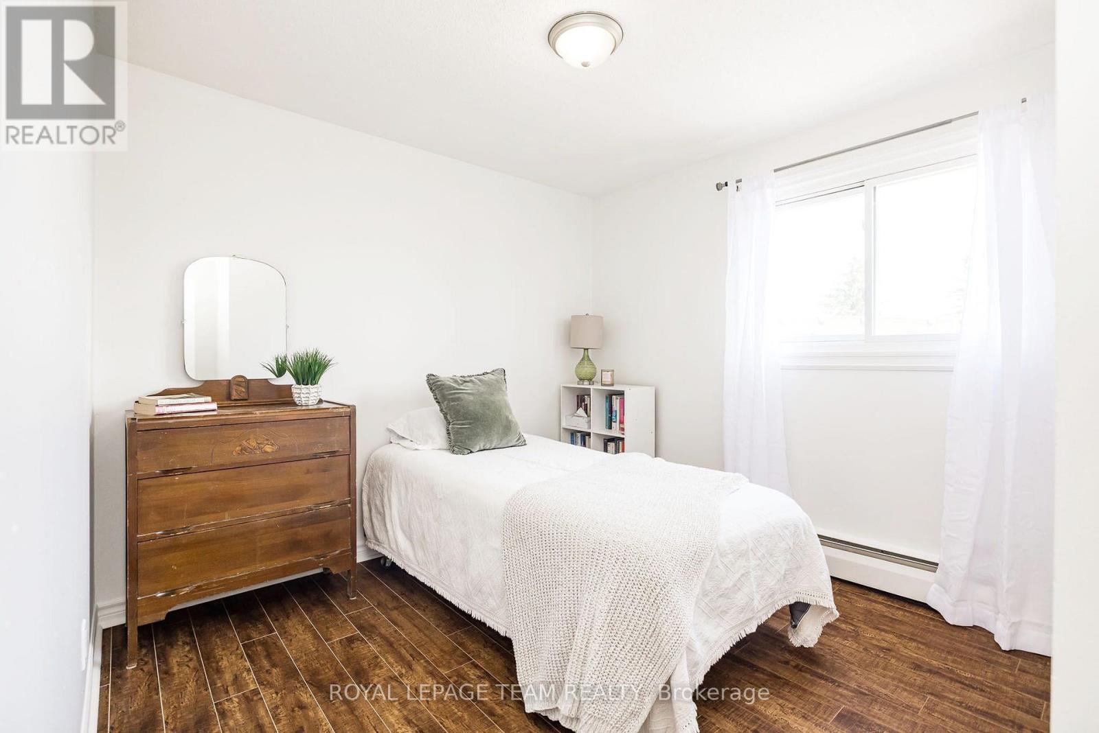 2 Bed, 1 Bath House for Sale in Ottawa – 12 – 47 SUMAC STREET, Ottawa – MLS# X13545368 - Image 19