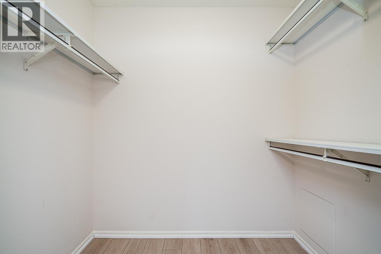 213 220 NEWPORT DRIVE, Port Moody