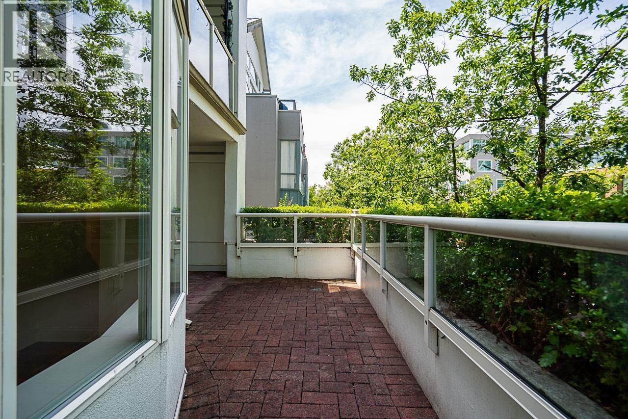 213 220 NEWPORT DRIVE, Port Moody
