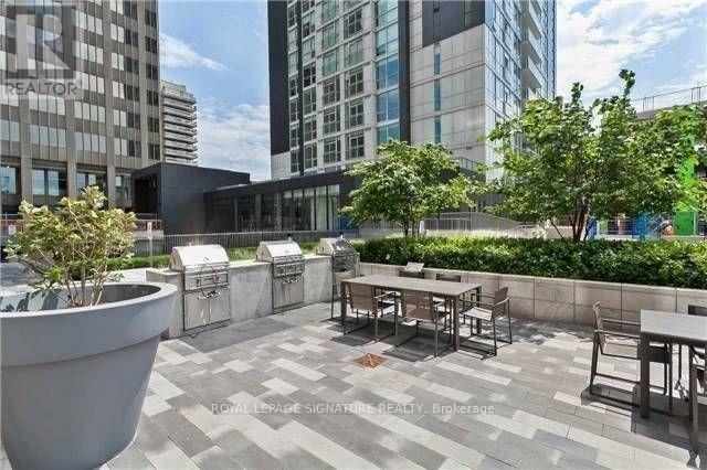 #802 111 ST CLAIR AVENUE W - 26